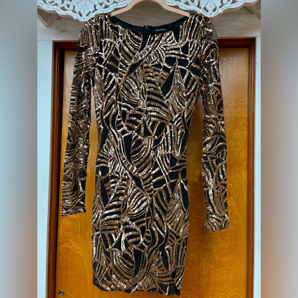 Banjul Gold sequined bodycon Mini dress Medium
